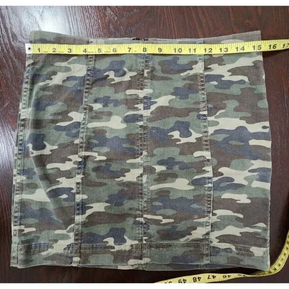 Free People Skirt Womens Size 6 Green Camouflage Rear Zipper Mid Length - Picture 6 of 10